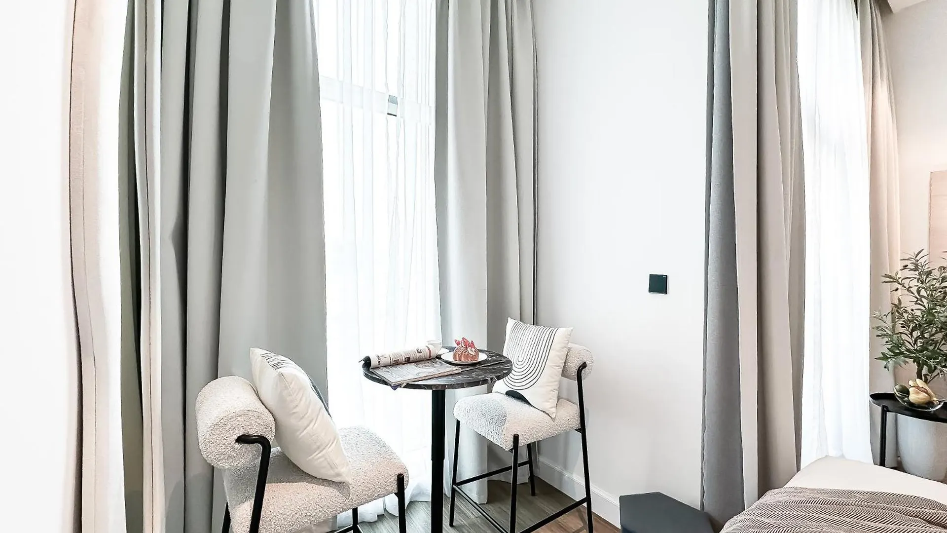 Modern Marvel Studio In Business Bay Dubai